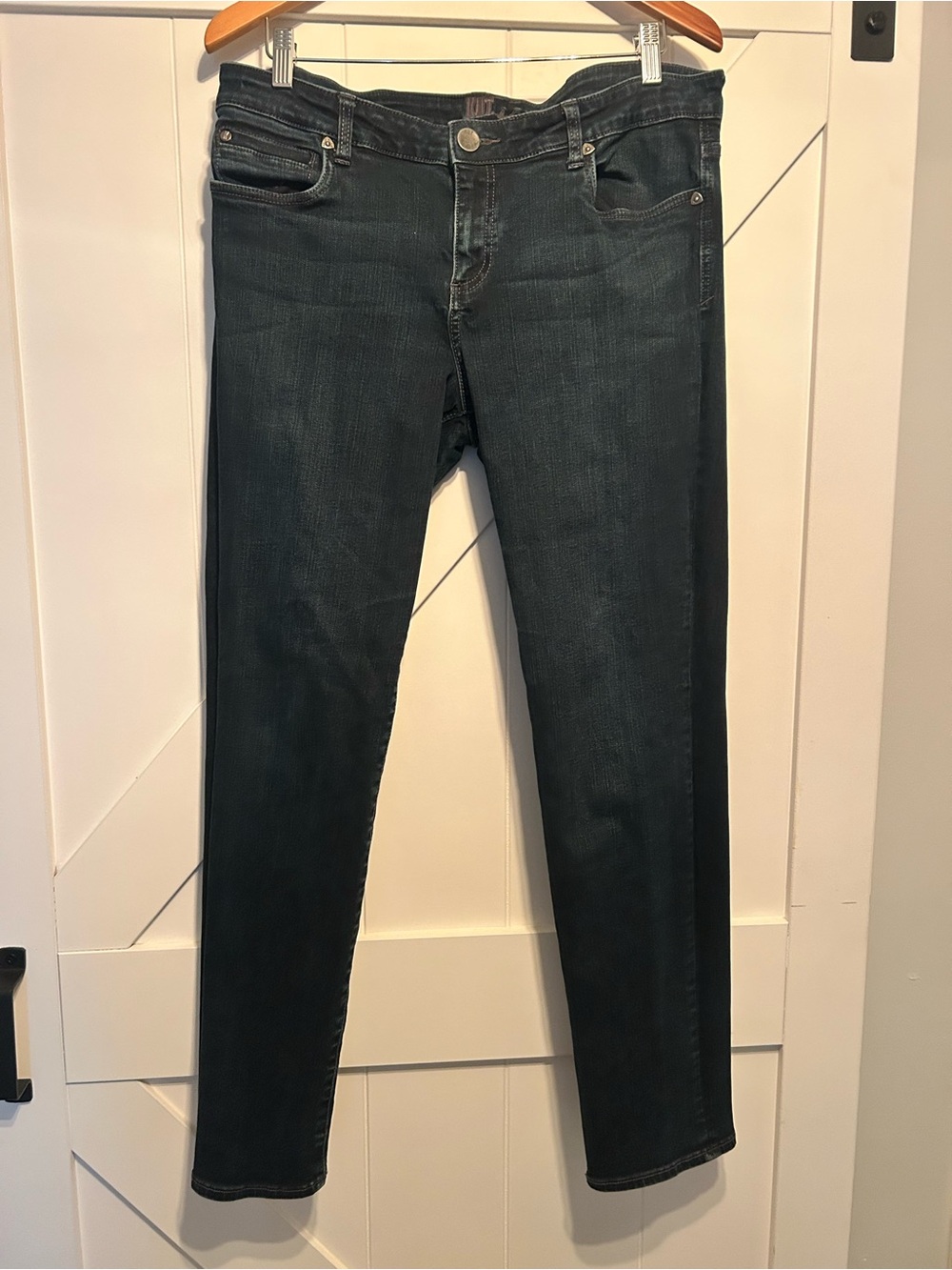 Kut from the Kloth dark wash skinny jeans women’s size 14